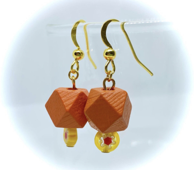 画像有り- ★ウッド&ミルフィオリビーズピアス★オレンジ